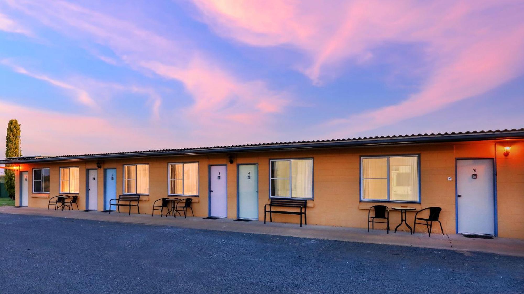 Artesian Motor Inn Under New Management Rams Motel Coonamble Buitenkant foto